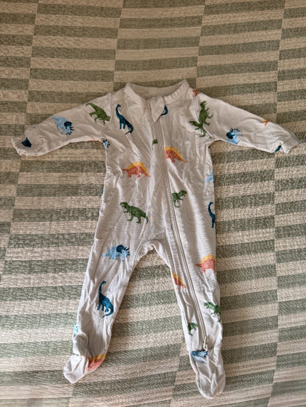 Kyte Baby Ecru Roar Footsie